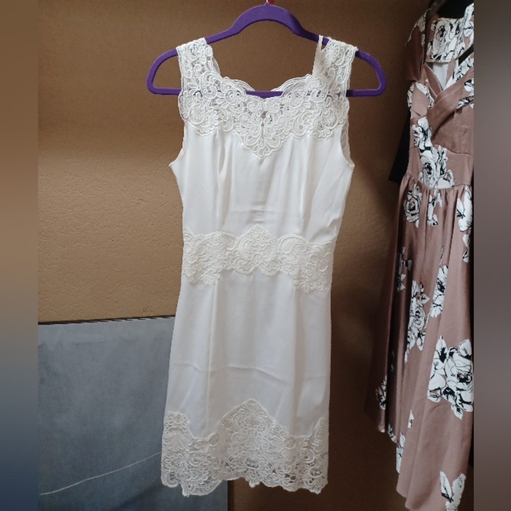 Pure white sheath dress w/ lace trim, waist, form fitting Karen Millen summer